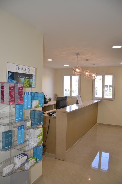 Appart'Hotel Et Chambres Essentiel Spa Arles Exterior foto