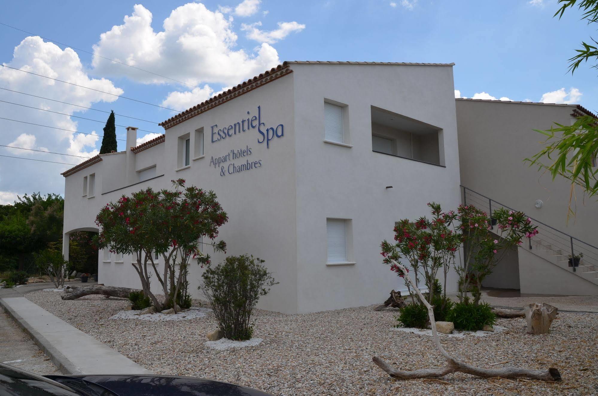 Appart'Hotel Et Chambres Essentiel Spa Arles Exterior foto